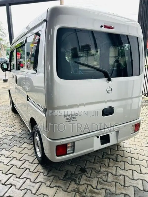 Nissan Clipper 2023