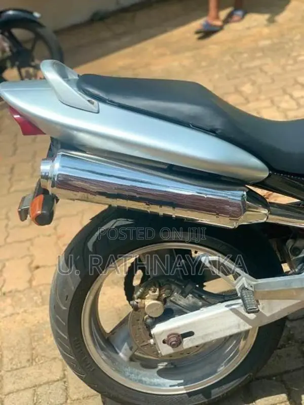 Honda Hornet CH100 2023