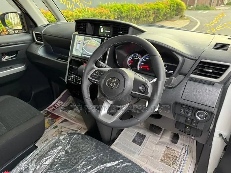 Toyota Roomy Custom GT Turbo 2025
