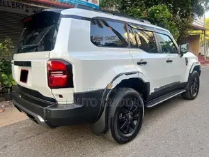 Toyota Land Cruiser Prado 250 VX 1st Edition 2024