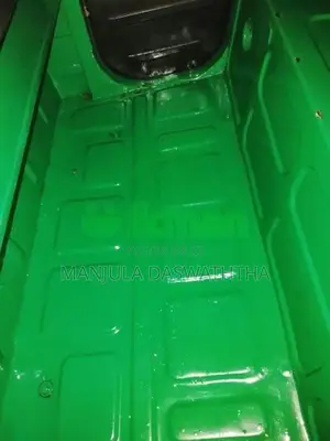 Bajaj RE 2002