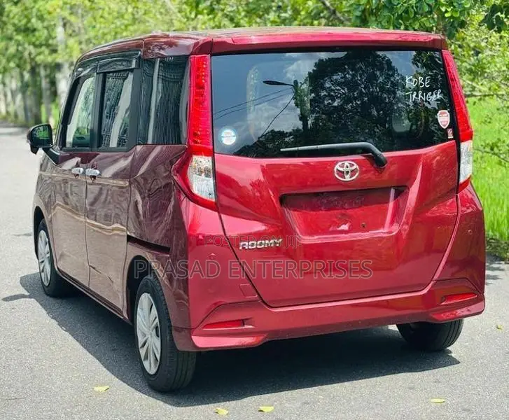 Toyota Roomy G Grade 2024