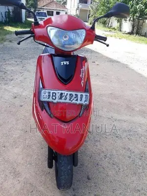 TVS Scooty Zest 2016