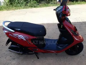 TVS Scooty Zest 2016