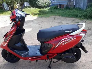 TVS Scooty Zest 2016