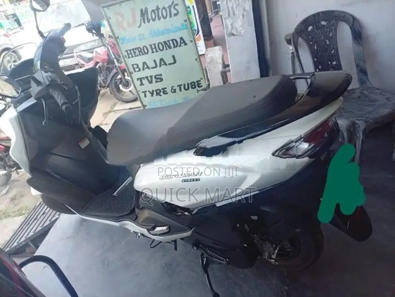 Suzuki Burgman 2026