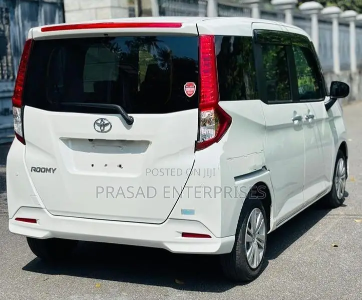 Toyota Roomy G Grade 2024