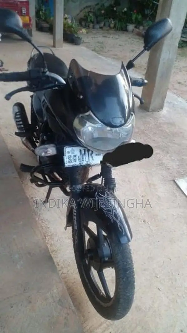 Bajaj Discover 2011