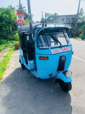 Bajaj RE 1995