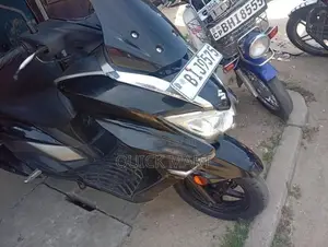 Suzuki Burgman 2020
