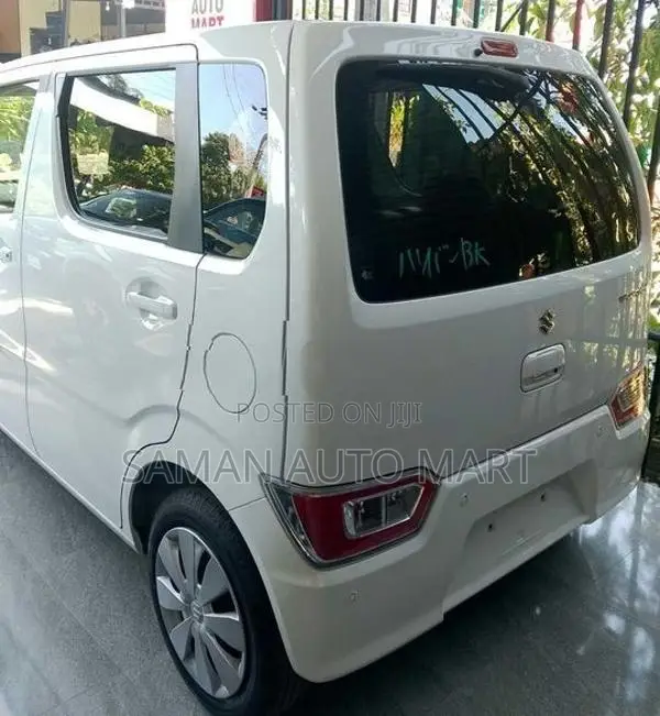 Suzuki Wagon R FX 2025