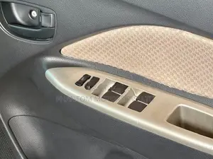 Toyota Belta 2009