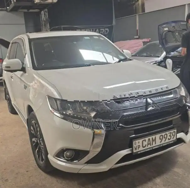 Mitsubishi Outlander 2015