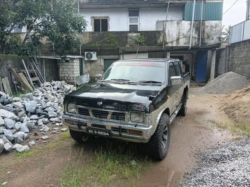 Nissan TD27 1983