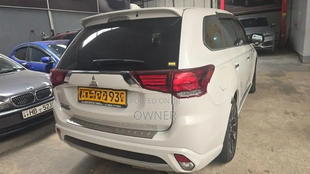 Mitsubishi Outlander 2015