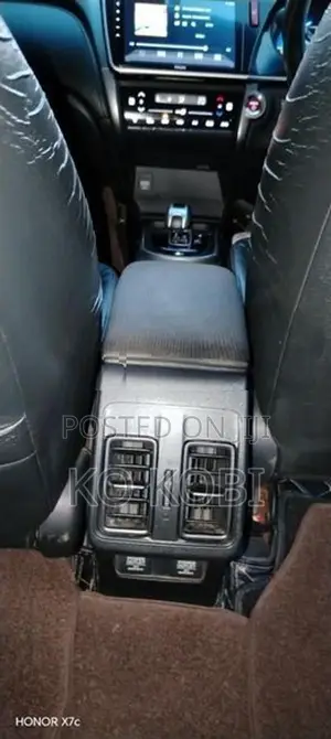 Honda Grace 2015