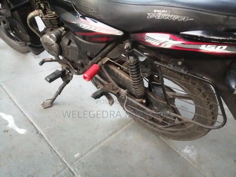 Bajaj Discover 2012