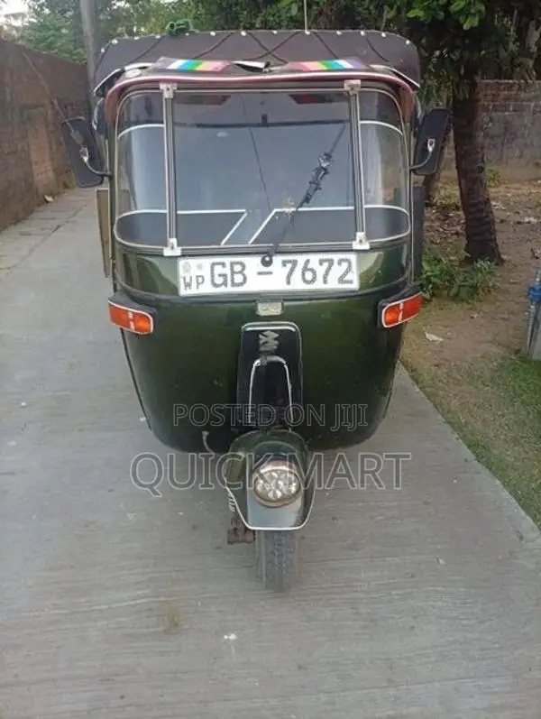 Bajaj RE 2003