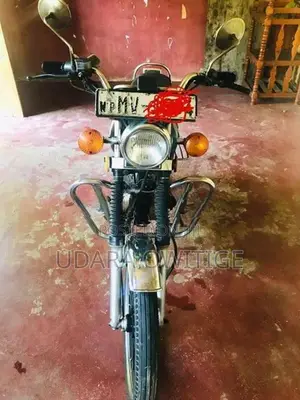Suzuki GN 125 DD 2002