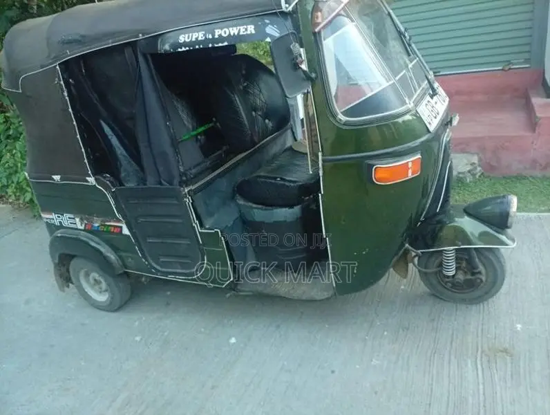 Bajaj RE 2003