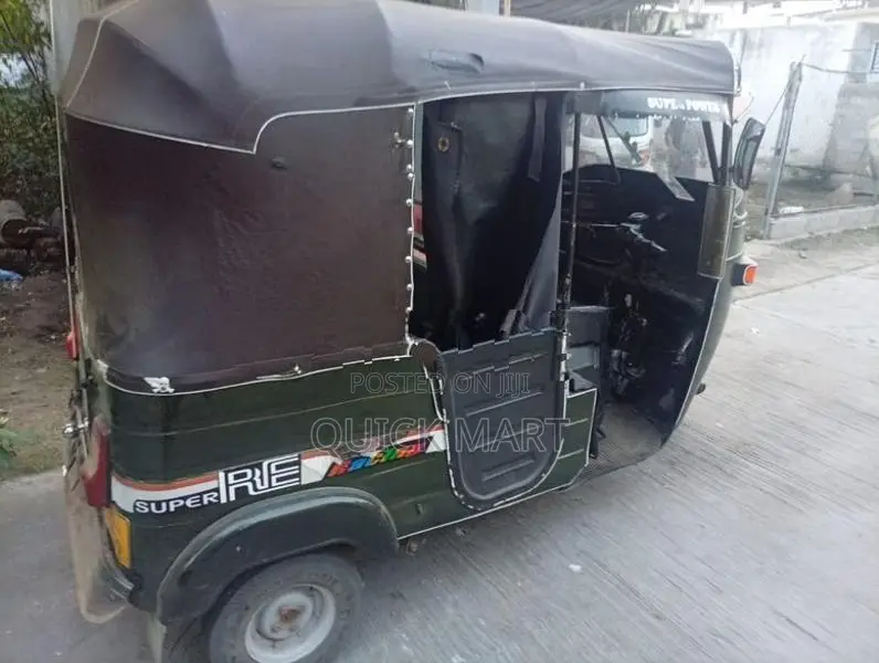 Bajaj RE 2003