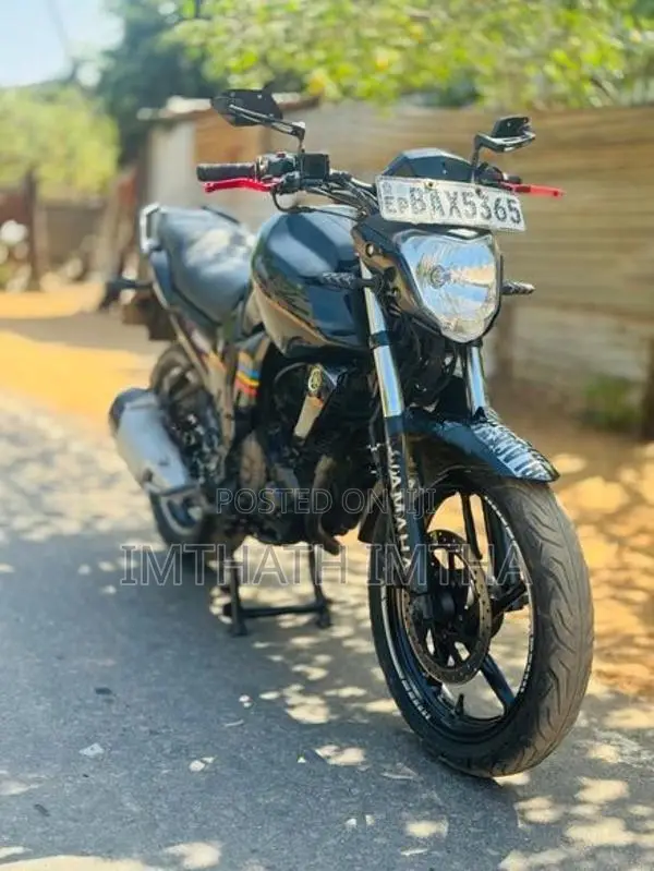 Yamaha FZ 2013