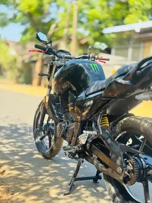 Yamaha FZ 2013