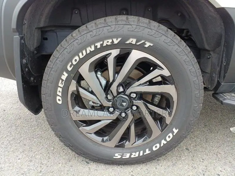 Toyota Land Cruiser Prado 250 VX 2025