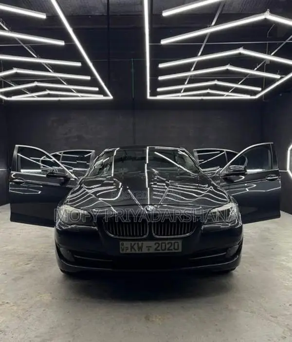 BMW 523i F10 2010