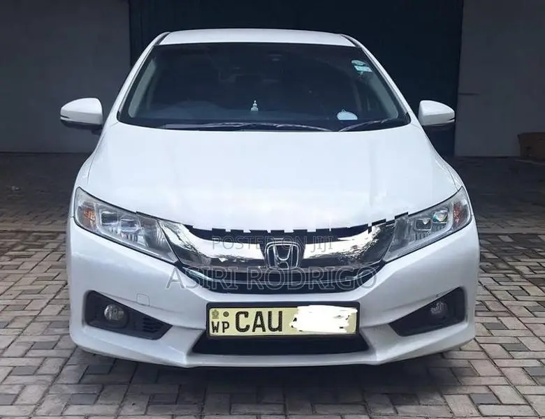 Honda Grace 2017