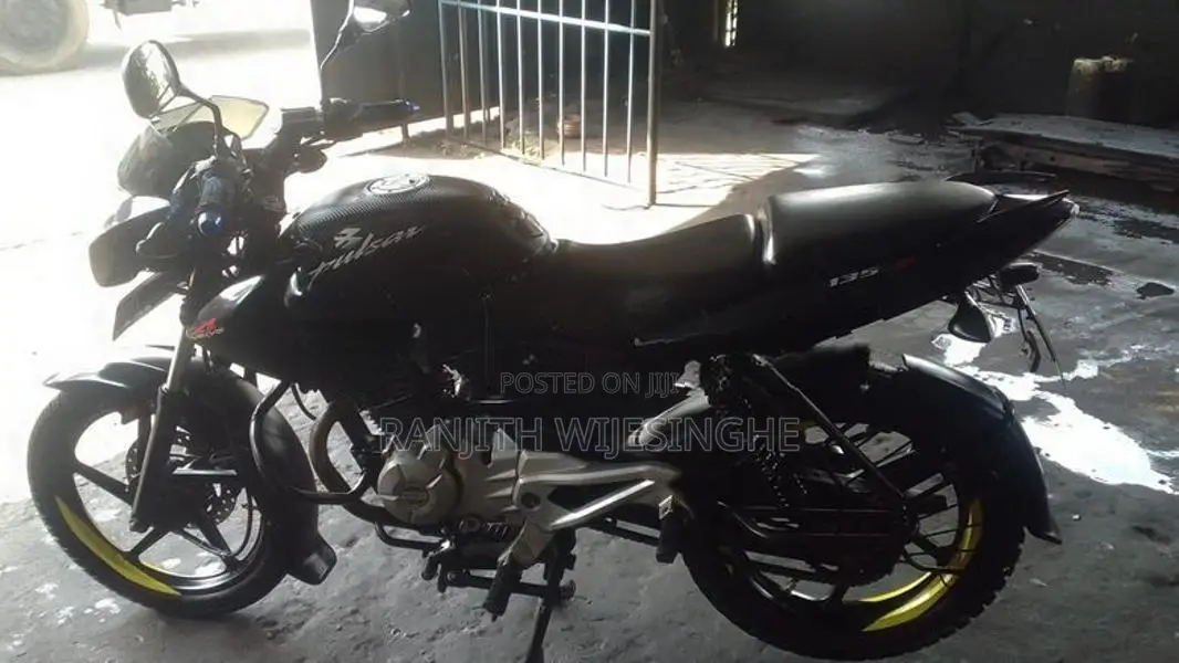 Bajaj Pulsar 135 2016