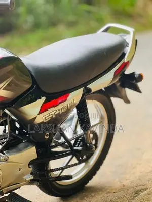 Bajaj CT100 2005