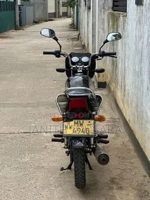 Bajaj CT100 2006