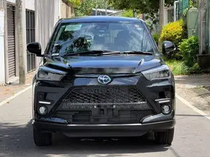 Toyota Raize Hybrid Brand New 2025