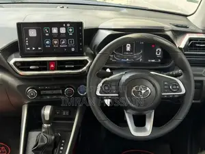 Toyota Raize Hybrid Brand New 2025