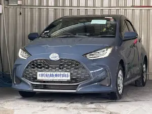 Toyota Yaris G Led 4way BSM 2024