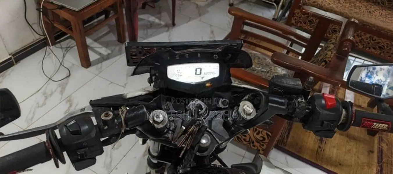TVS Apache 2017