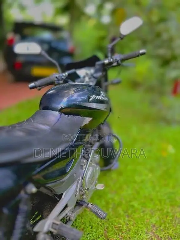 Bajaj Pulsar 150 2016