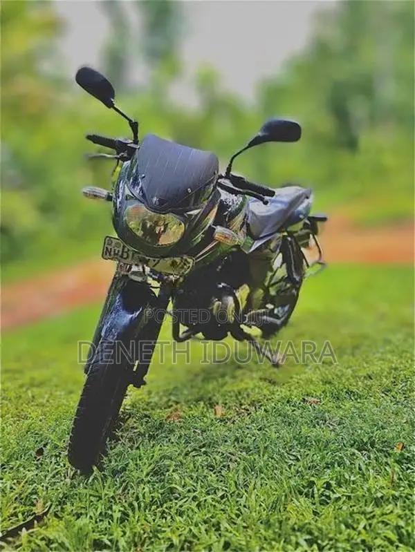 Bajaj Pulsar 150 2016
