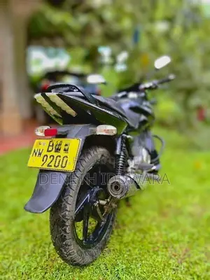 Bajaj Pulsar 150 2016