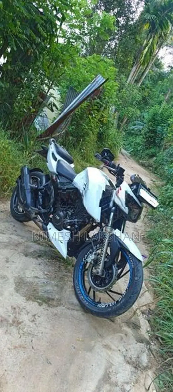 TVS Apache 2017