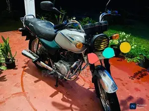 Bajaj Boxer 2002