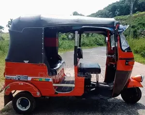 Bajaj RE 2002