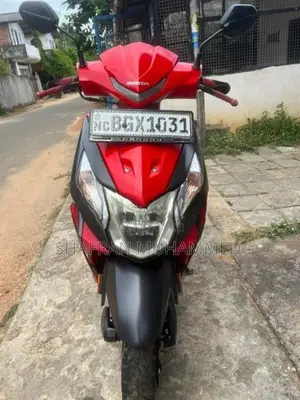 Honda Dio 2018