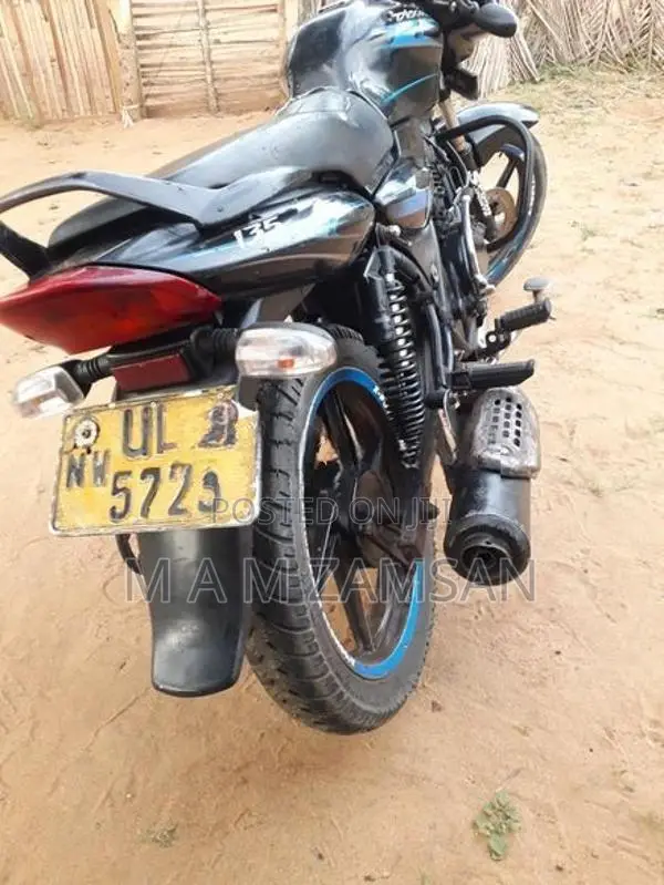 Bajaj Discover 2009