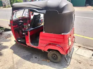 Bajaj RE 2004