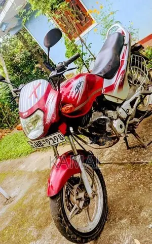 TVS Victor 2009