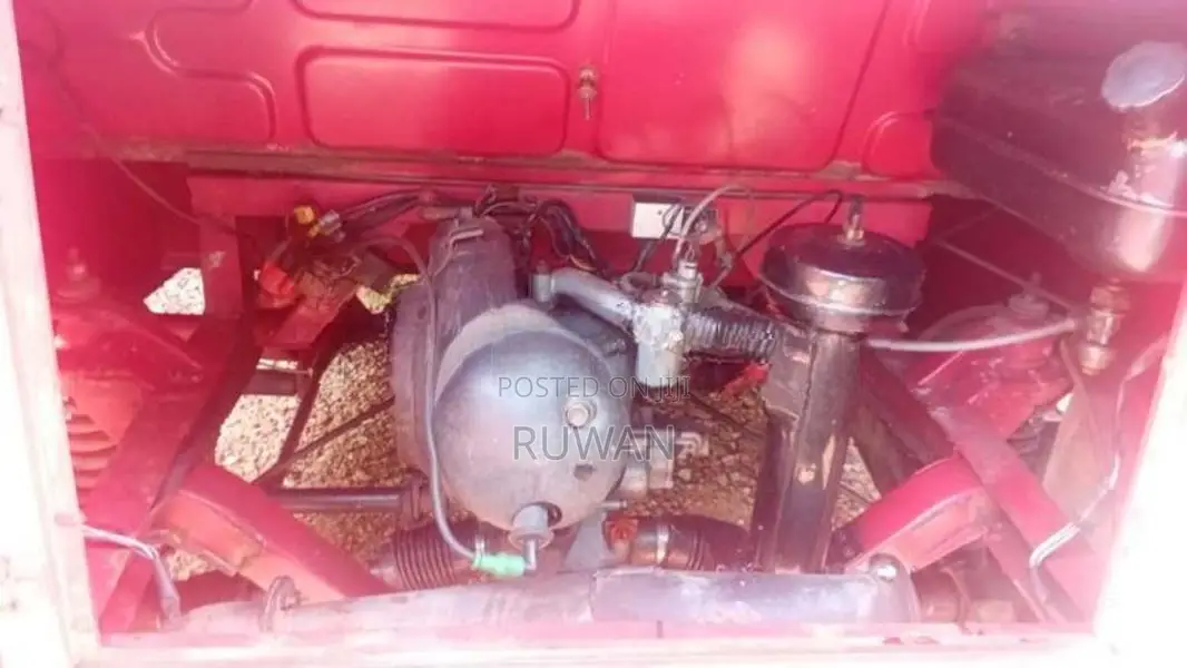 Bajaj RE 1999