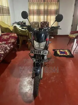 Bajaj CT100 2015