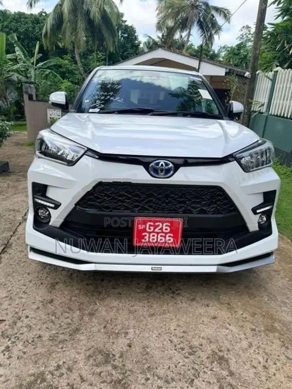 Toyota Raize Z Hybrid 2025